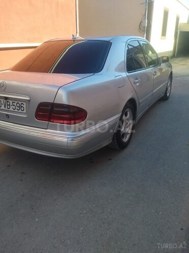 Mercedes E 220 d 2000, 438,000 km - 2.2 l - Bakı
