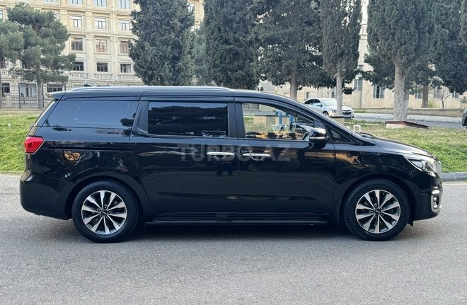 Kia Carnival 2014, 220,000 km - 2.2 l - Bakı