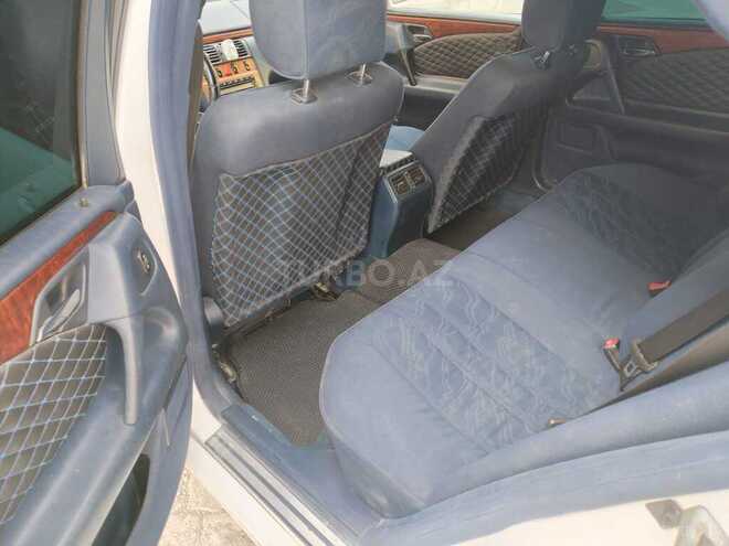 Mercedes E 240 1998, 470,000 km - 2.4 l - Bakı