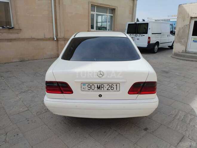 Mercedes E 240 1998, 470,000 km - 2.4 l - Bakı