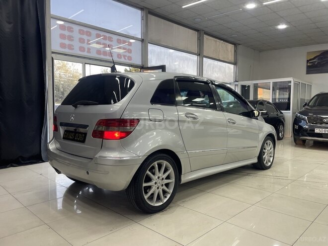 Mercedes B 170 2006, 253,000 km - 1.7 l - Sumqayıt