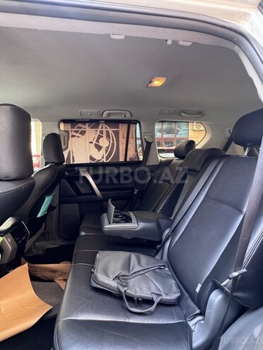 Toyota Land Cruiser Prado 2013, 210,000 km - 2.7 л - Bakı
