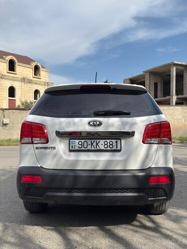 Kia Sorento-2