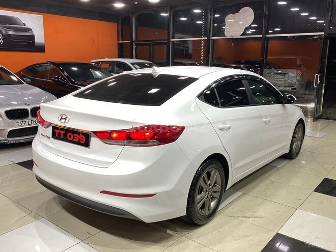 Hyundai Elantra 2018, 137,000 km - 2.0 л - Sumqayıt