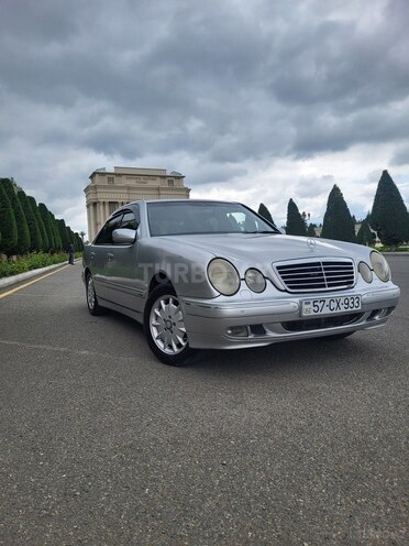Mercedes E 240 2000, 374,744 km - 2.4 l - Gəncə