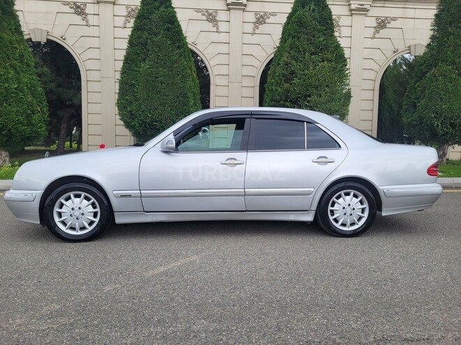 Mercedes E 240 2000, 374,744 km - 2.4 l - Gəncə