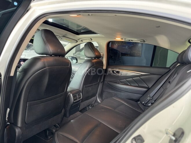 Infiniti Q50 2016, 57,000 km - 2.2 l - Bakı