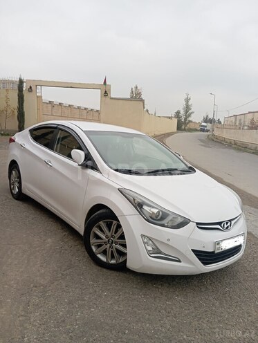 Hyundai Avante 2015, 210,000 km - 1.6 l - Bakı