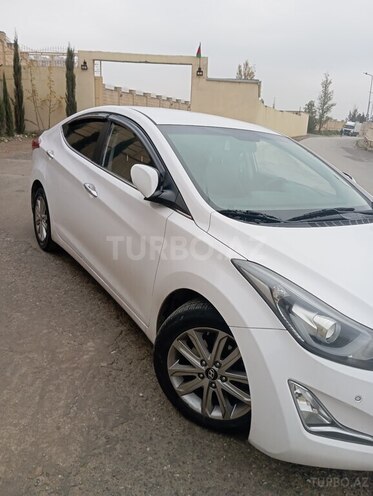 Hyundai Avante 2015, 210,000 km - 1.6 l - Bakı