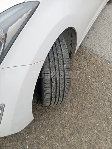 Hyundai Avante 2015, 210,000 km - 1.6 l - Bakı