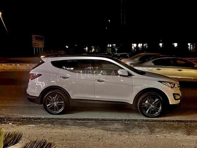 Hyundai Santa Fe-12