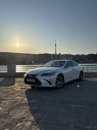 Lexus ES 300h 2020, 86,000 km - 2.5 l - Bakı
