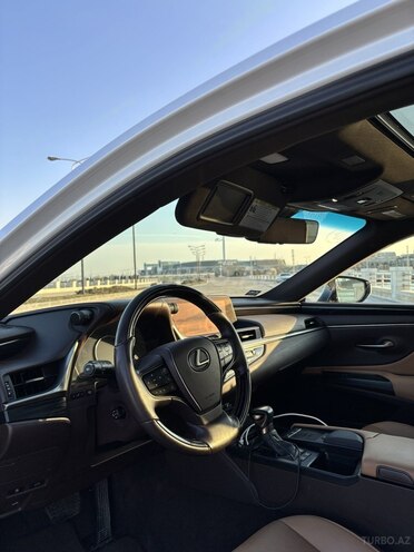 Lexus ES 300h 2020, 86,000 km - 2.5 l - Bakı