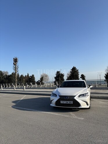Lexus ES 300h 2020, 86,000 km - 2.5 l - Bakı