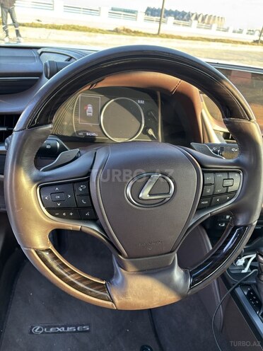 Lexus ES 300h 2020, 86,000 km - 2.5 l - Bakı
