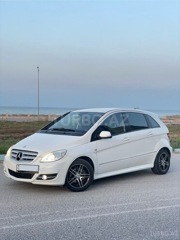 Mercedes B 180 2008, 170,000 km - 1.7 l - Sumqayıt