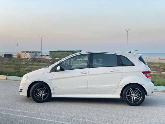 Mercedes B 180 2008, 170,000 km - 1.7 l - Sumqayıt
