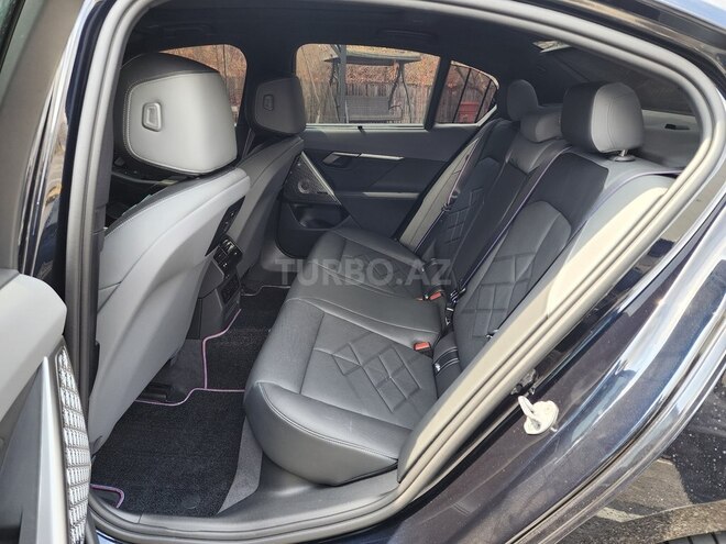 BMW 530e 2024, 5,500 km - 2.0 l - Bakı