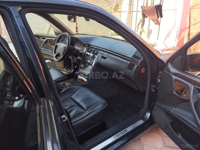 Mercedes E 320 2000, 362,205 km - 3.2 л - Bakı