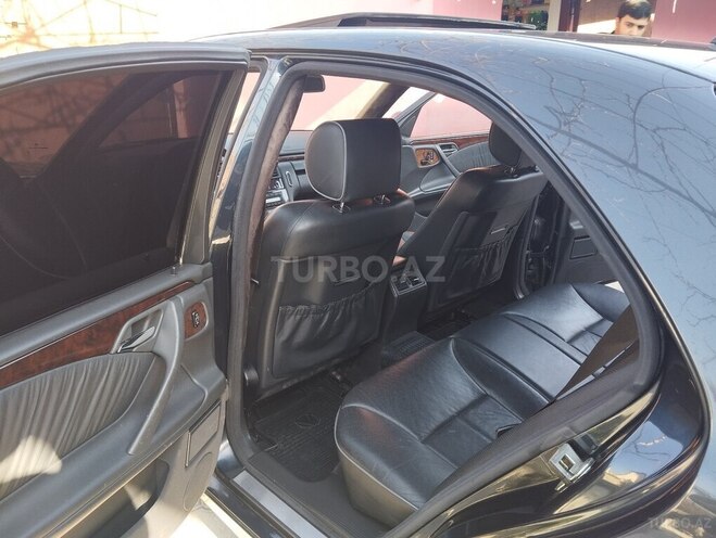 Mercedes E 320 2000, 362,205 km - 3.2 л - Bakı