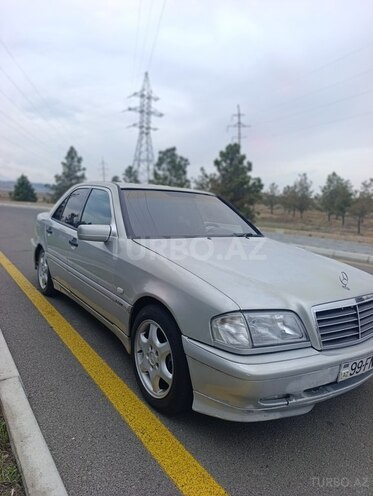 Mercedes C 200 1999, 495,288 km - 2.0 l - Naftalan