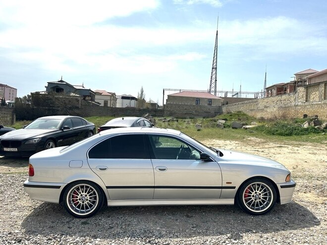 BMW 535 2000, 296,000 km - 3.5 l - Bakı