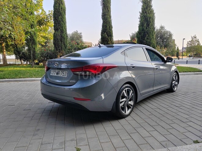Hyundai Elantra 2015, 131,966 km - 1.8 l - Bakı
