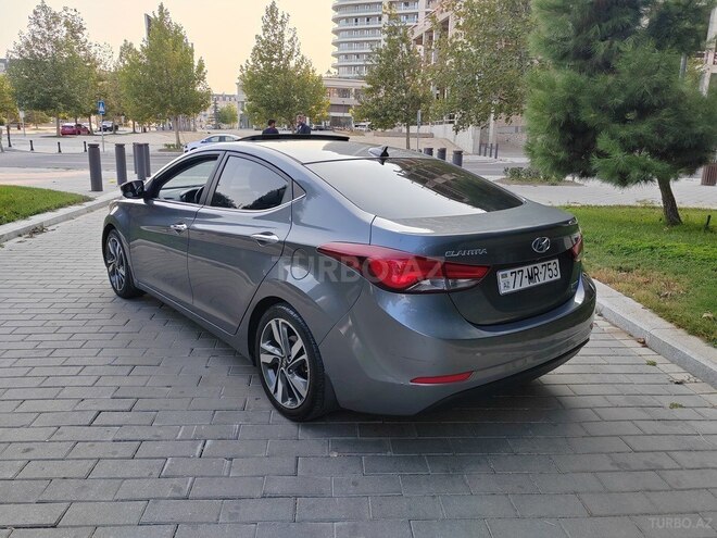 Hyundai Elantra 2015, 131,966 km - 1.8 l - Bakı