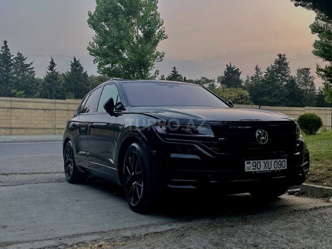 Volkswagen Touareg 2018, 98,000 km - 3.0 l - Bakı