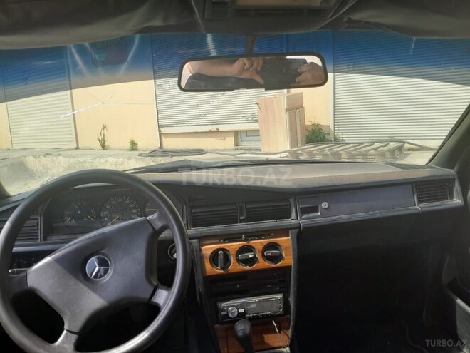 Mercedes 190 1992, 330,000 km - 2.0 l - Bakı