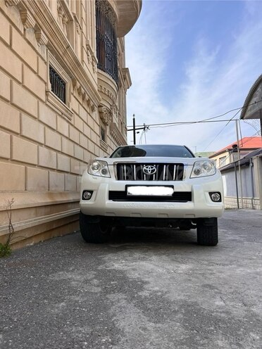 Toyota Land Cruiser Prado 2010, 185,000 km - 2.7 л - Bakı