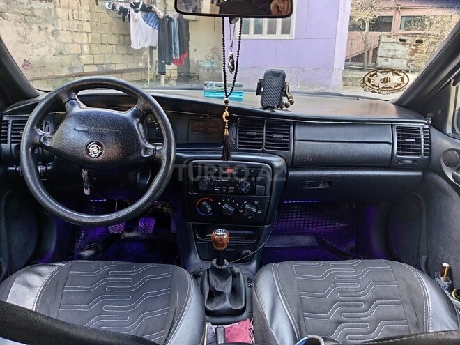 Opel Vectra 1997, 348,807 km - 1.6 l - Sumqayıt