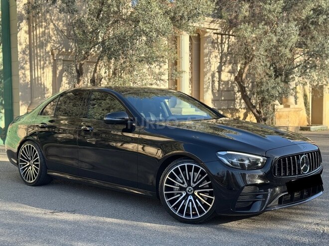 Mercedes E 300 e 2022, 61,800 km - 2.0 l - Bakı