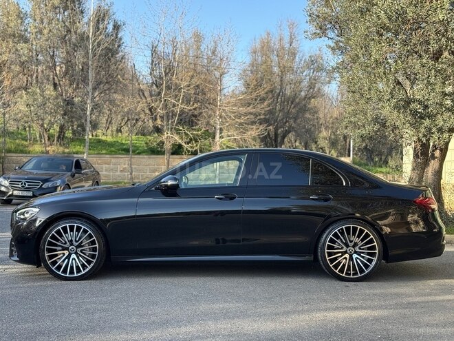 Mercedes E 300 e 2022, 61,800 km - 2.0 l - Bakı