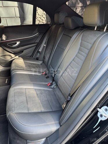 Mercedes E 300 e 2022, 61,800 km - 2.0 l - Bakı