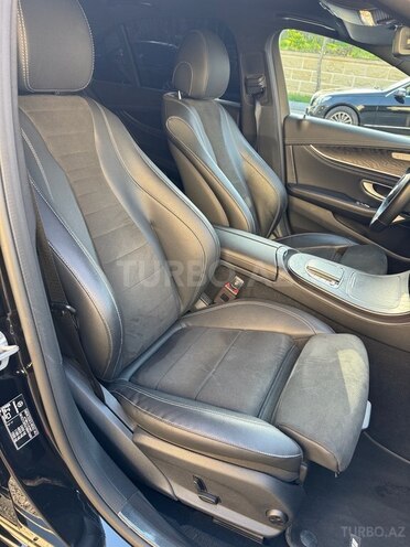 Mercedes E 300 e 2022, 61,800 km - 2.0 l - Bakı