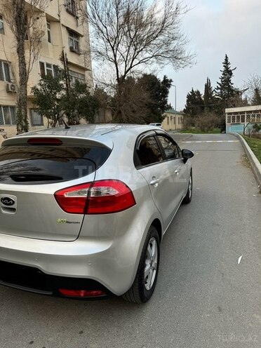 Kia Rio 2012, 284,000 km - 1.1 l - Bakı