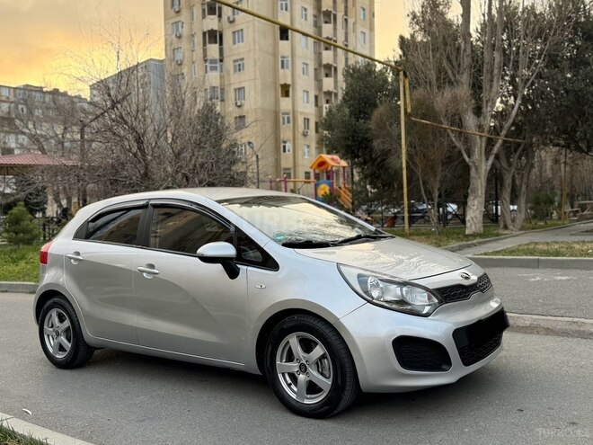 Kia Rio 2012, 284,000 km - 1.1 l - Bakı