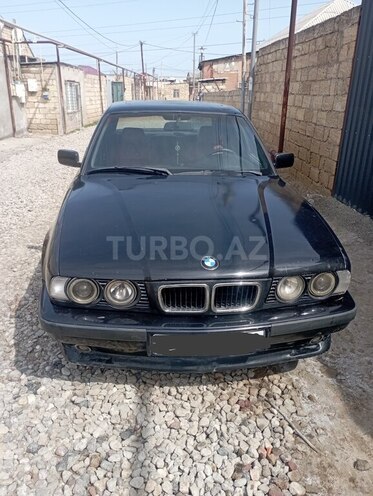 BMW 520 1995, 398,000 km - 2.0 l - Sumqayıt
