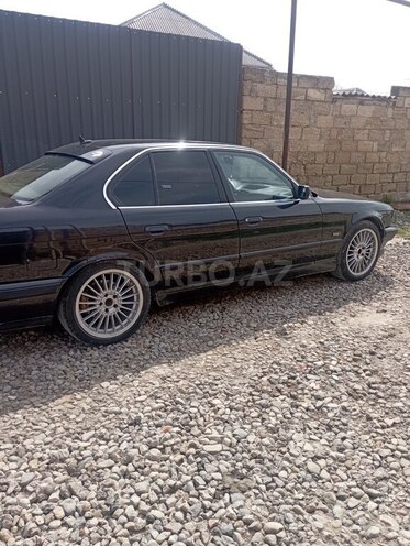 BMW 520 1995, 398,000 km - 2.0 l - Sumqayıt