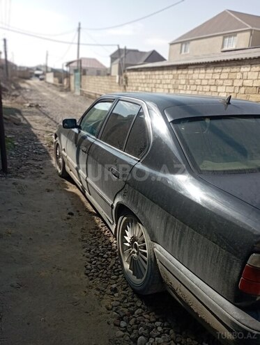 BMW 520 1995, 398,000 km - 2.0 l - Sumqayıt