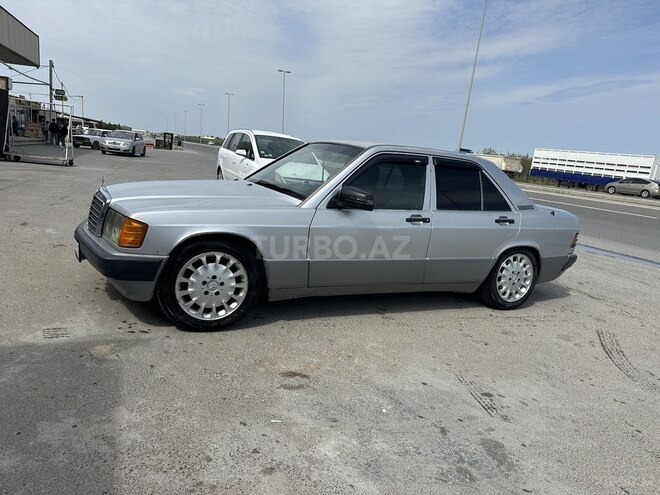 Mercedes 190 1991, 200,000 km - 2.0 l - Bakı