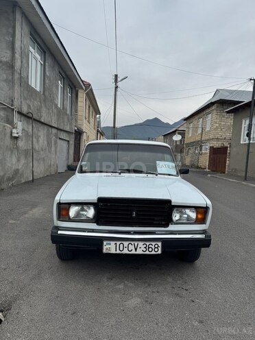 LADA (VAZ) 2107 1990, 99,000 km - 1.6 л - Qax