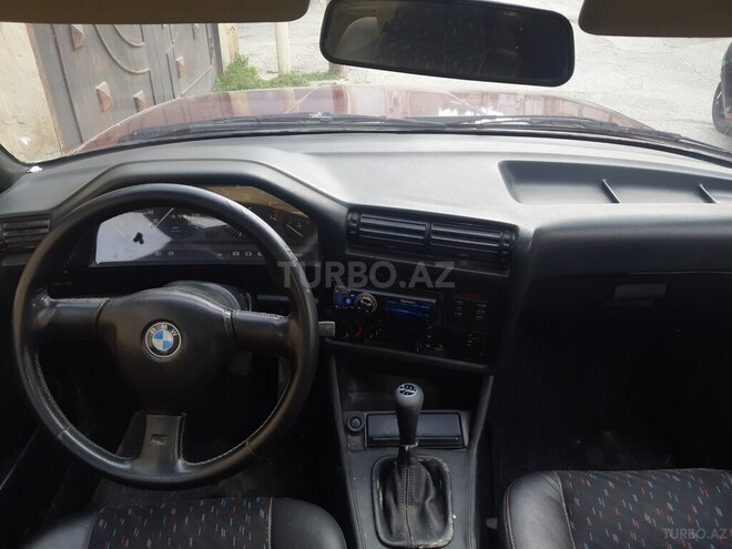 BMW 325 1988, 588,520 km - 2.5 л - Bakı