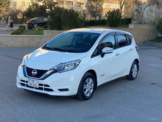 Nissan Note-9