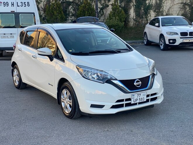 Nissan Note-10