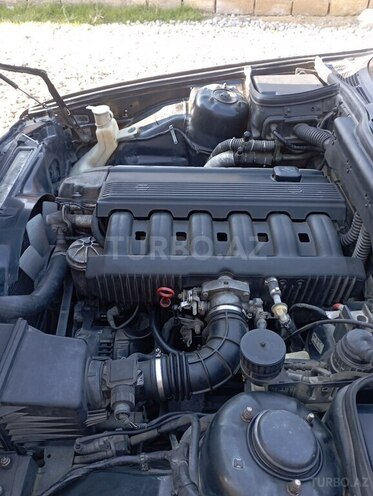 BMW 520 1995, 398,000 km - 2.0 l - Sumqayıt