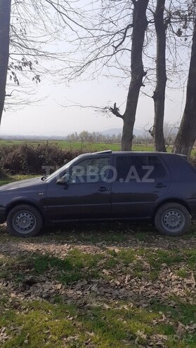 Volkswagen Golf 1996, 283,001 km - 1.6 l - Lənkəran