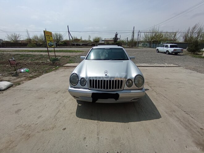 Mercedes E 230 1996, 236,000 km - 2.3 л - İmişli