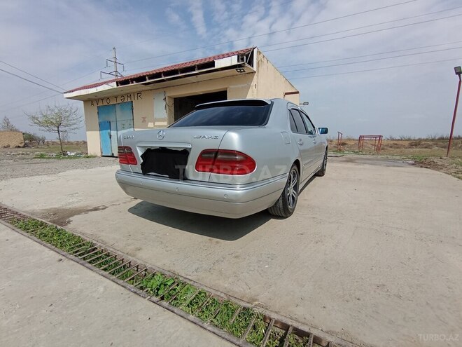 Mercedes E 230 1996, 236,000 km - 2.3 л - İmişli